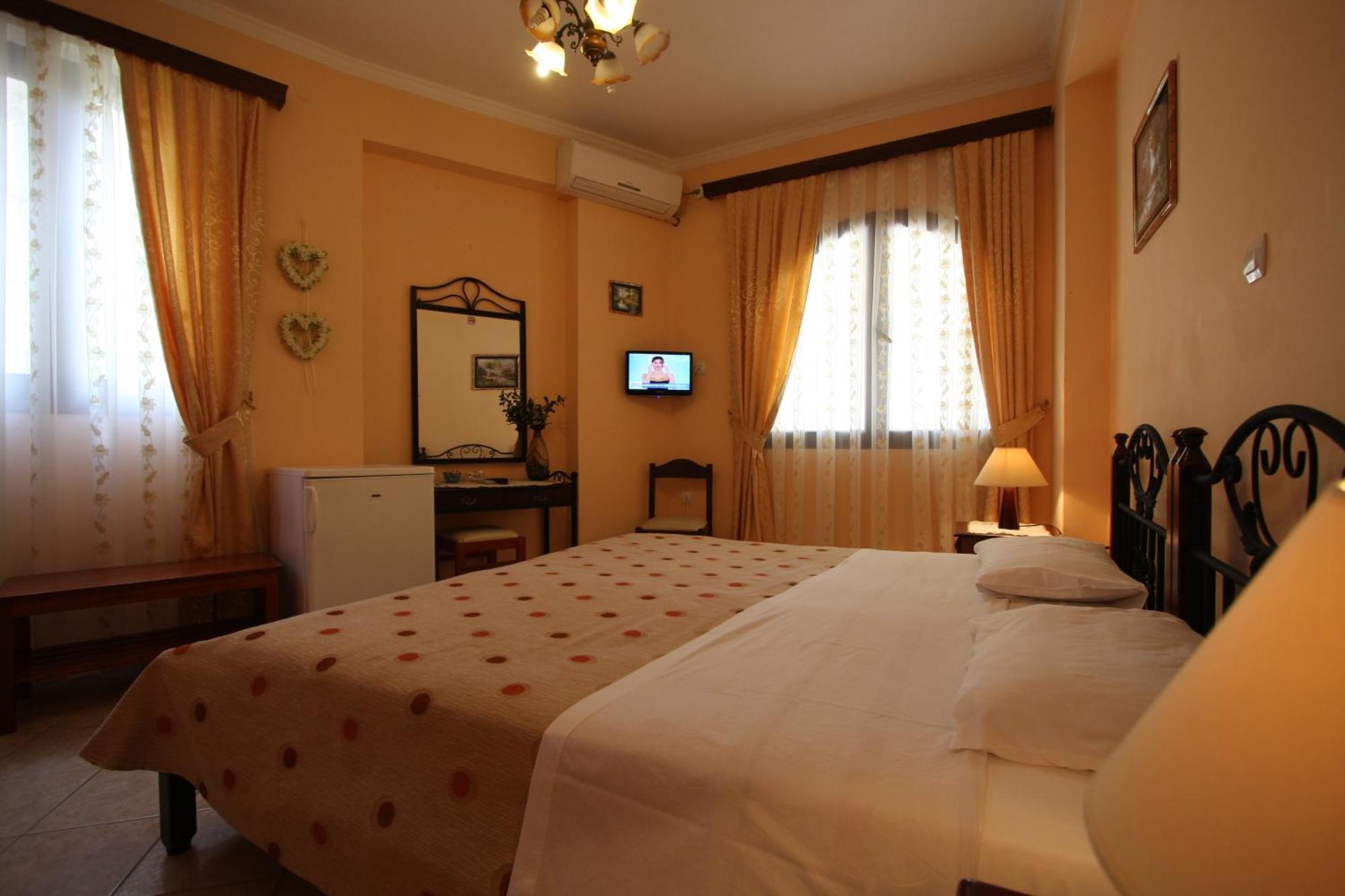 Sofia Pension Rhodes City Bagian luar foto