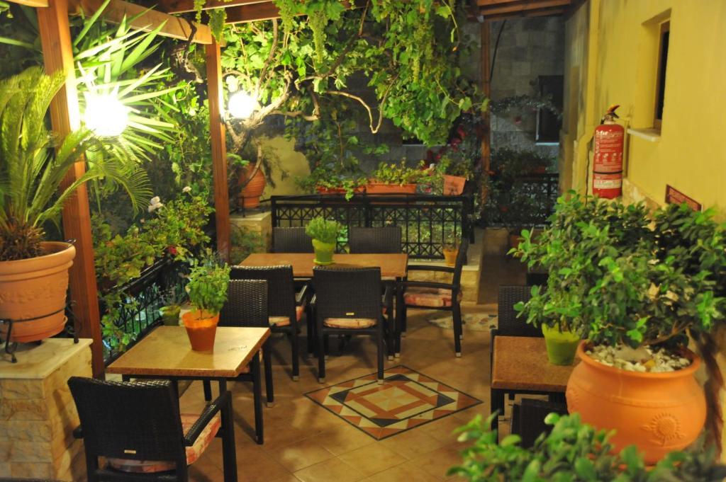 Sofia Pension Rhodes City Bagian luar foto